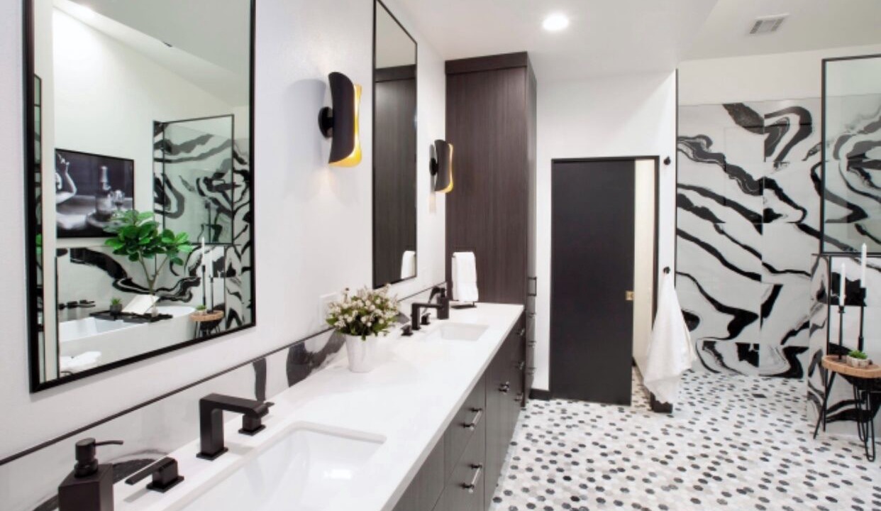 Photo of Bathroom in Desert Horizons