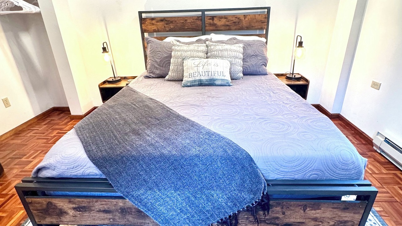 Photo of Bedroom in Port Angeles