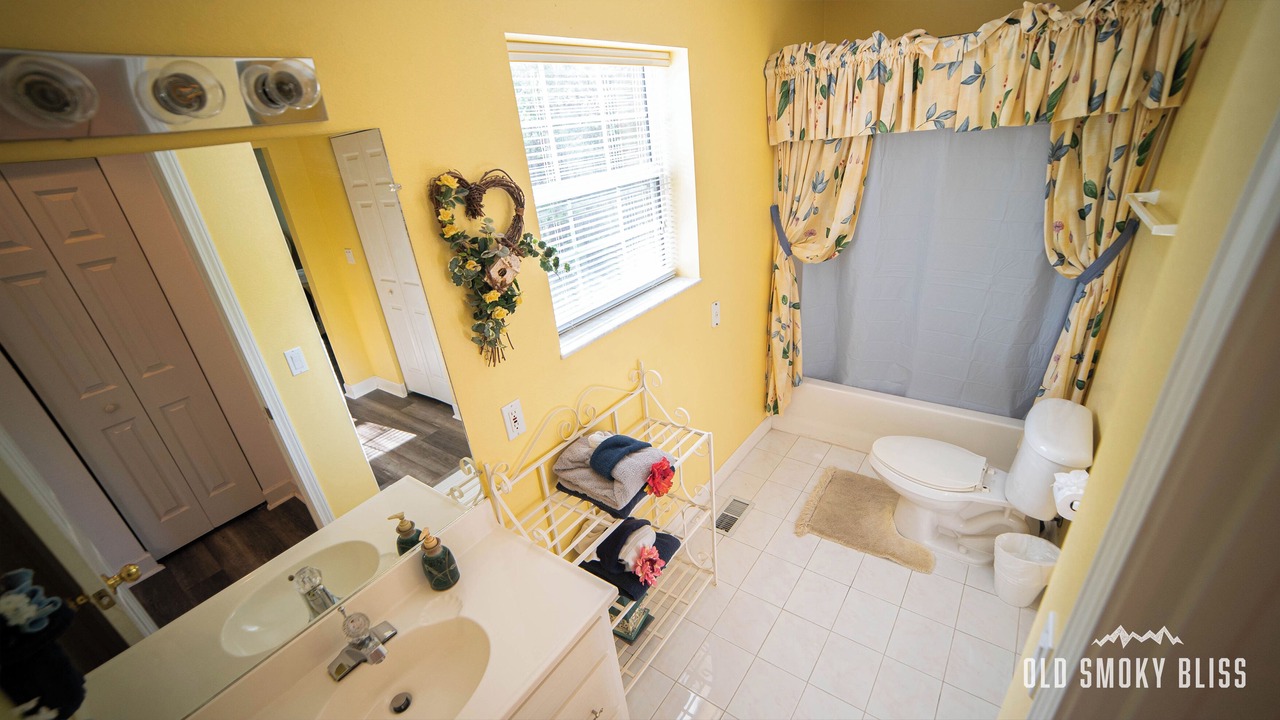 Photo of Bathroom in Chalet Village North