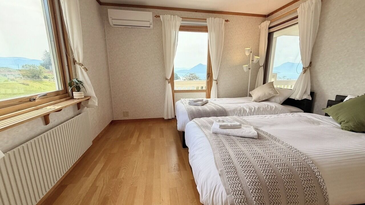 Photo of Bedroom in Toya