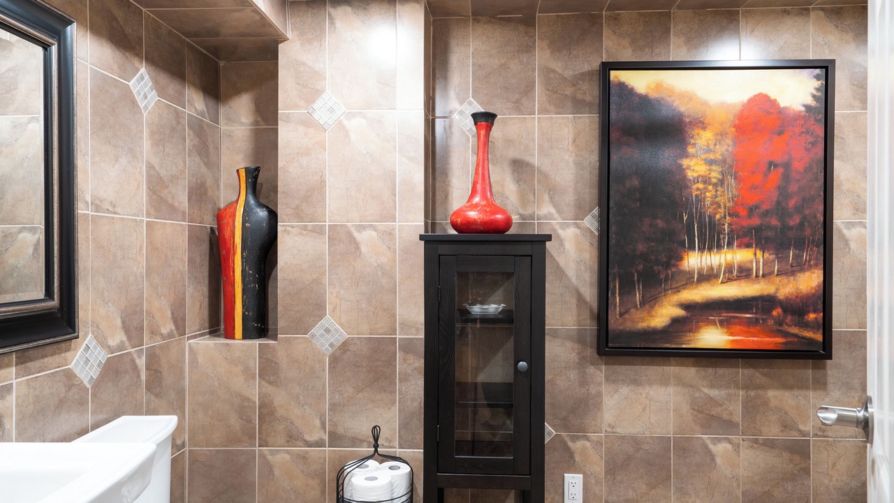 Photo of Bathroom in Stoney Creek