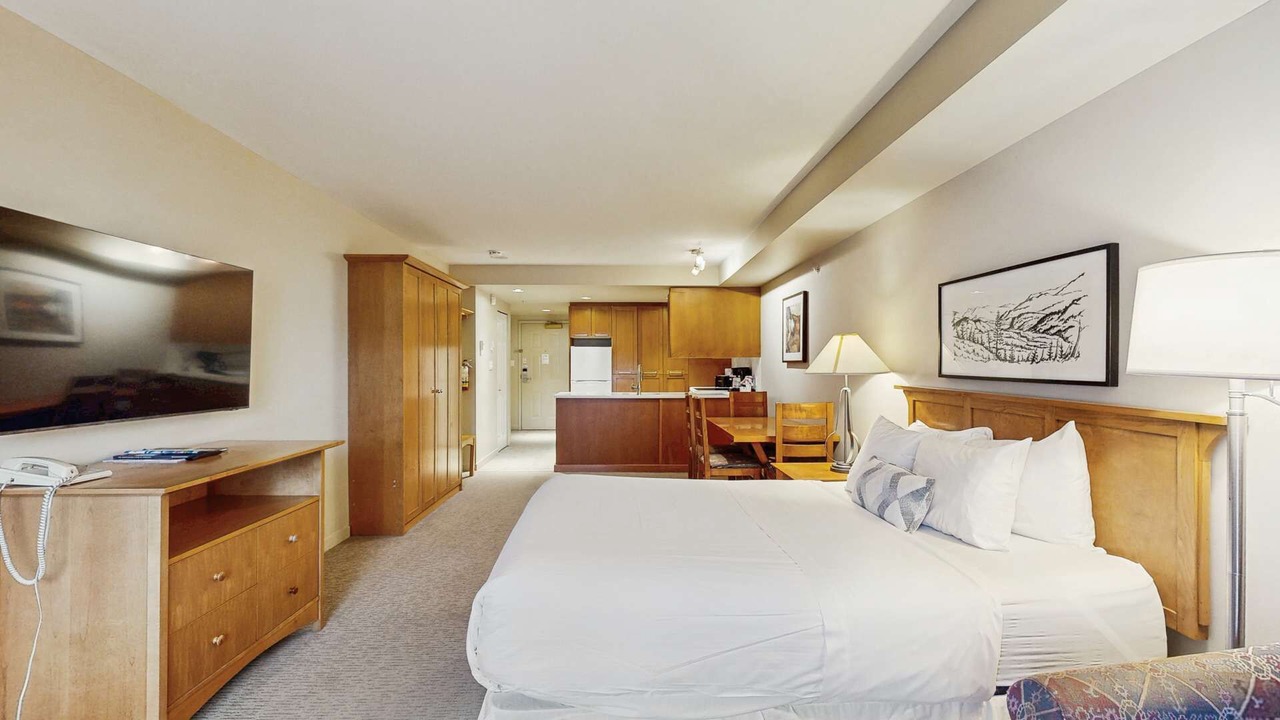 Photo of Bedroom in Whistler Village