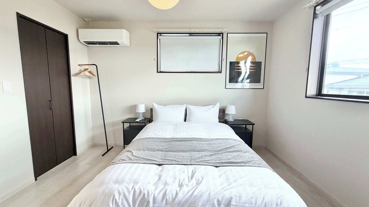 Photo of Bedroom in Ozu