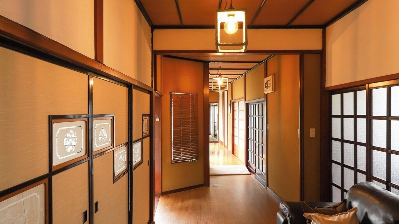 Photo of Others in Ono