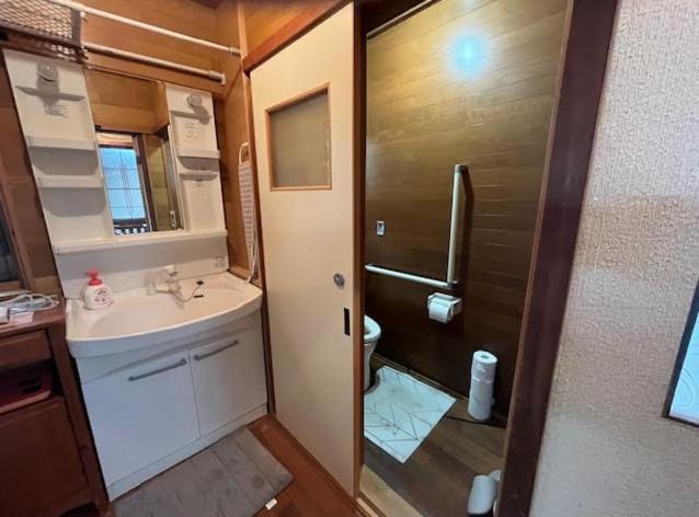 Photo of Bathroom in Nishi Ward