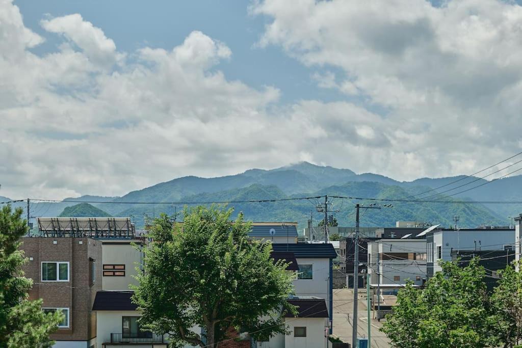 Photo of Others in Nishi