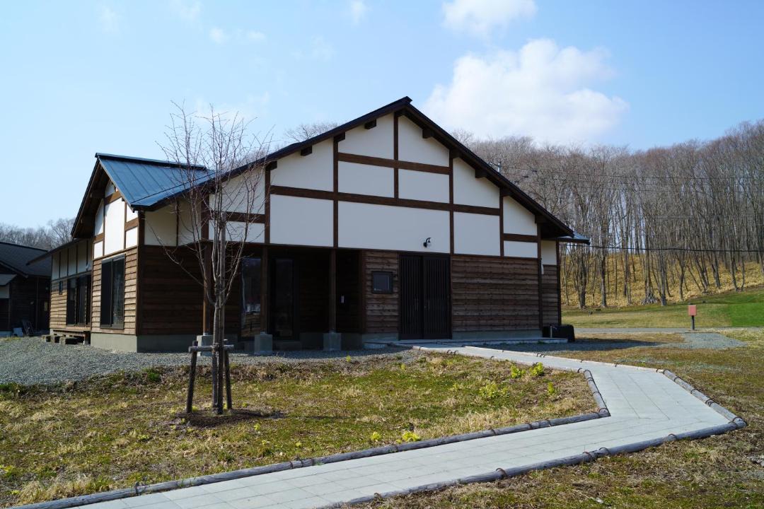 Photo of Others in Atsuma