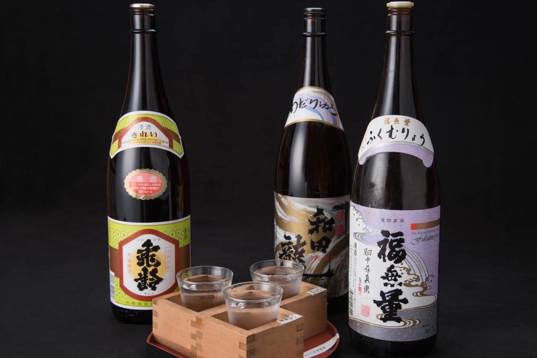 Photo of Others in Aoki
