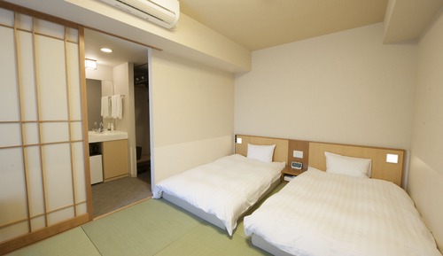 Japanese style Room for 2 guests, W/4 nights Non Smoking(No cleaning)