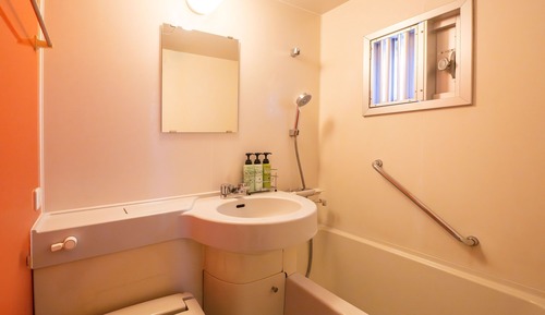 Economy Double Room, Smoking