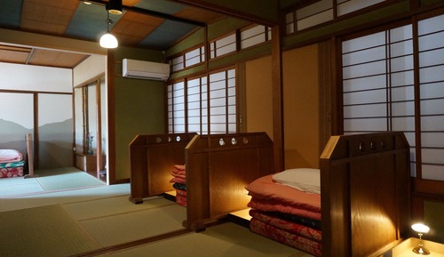 Japanese Style Shared Dormitory, Women only