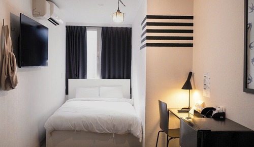 #02 Double Room (Shared Shower Room & Toilet)