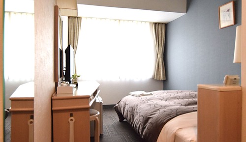 Single Room for Two Persons with Breakfast, Smoking