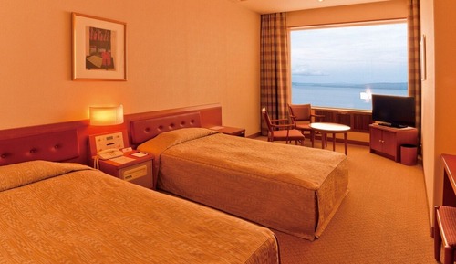 Twin Room, Non Smoking, Lake View