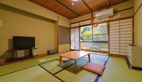 Economy Japanese-Style-Room with 8 Tatami mats - Shared Bathroom - Non-Smoking
