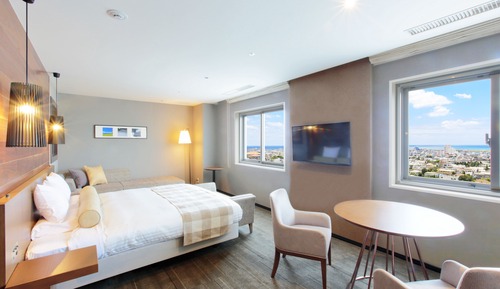 Deluxe King Room, Ocean View (1 King Bed)