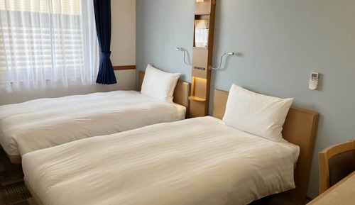 Standard Twin Room, Smoking