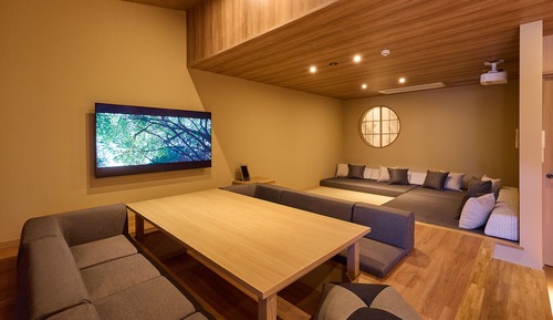 [A] 2 Double beds + 3 Futons / 111 sqm / Natural hot spring, Tatami-mat terrace (up to 7 guests)