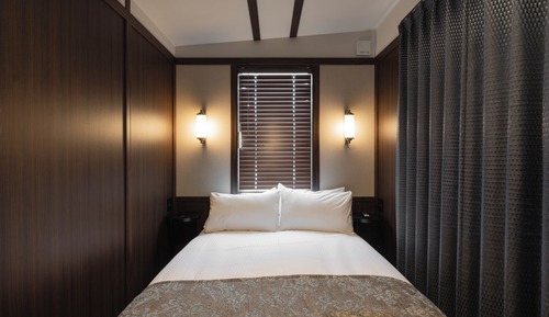 Basic Quadruple Room, Non Smoking, City View