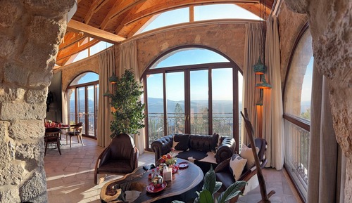 Royal Suite, Mountain View