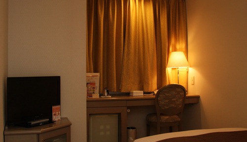 Single Room, Smoking
