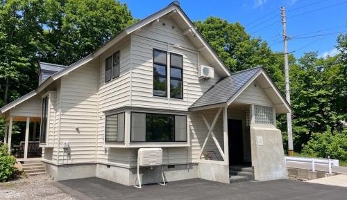 Three-Bedroom Vacation Home 