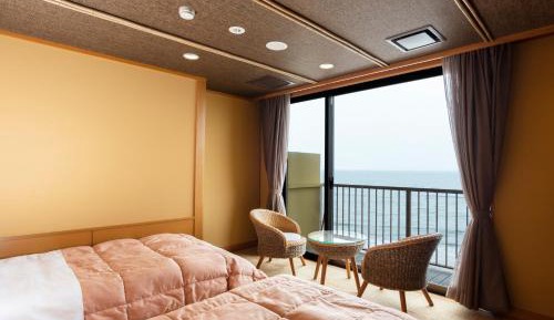 Twin Room with Sea View