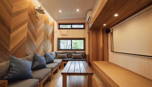 Standard Villa (The River TRAILER)