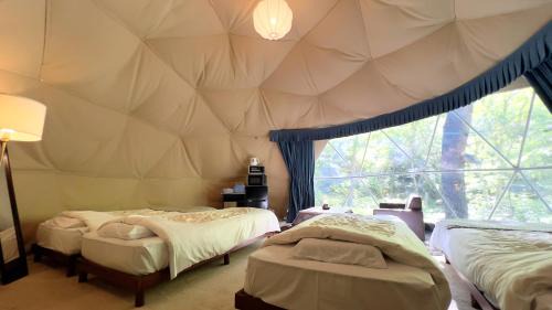 Left Side Glamping Dome