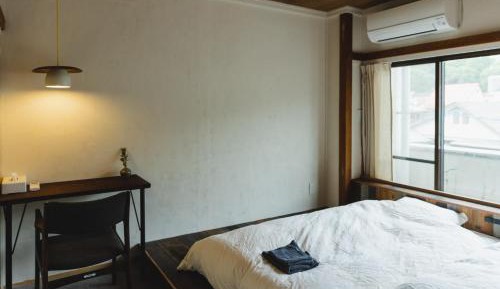 Twin Room with Shared Toilet