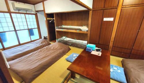 Japanese-Style Room