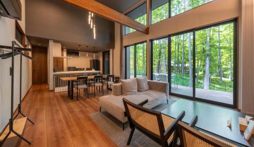 Three-Bedroom Vacation Home 