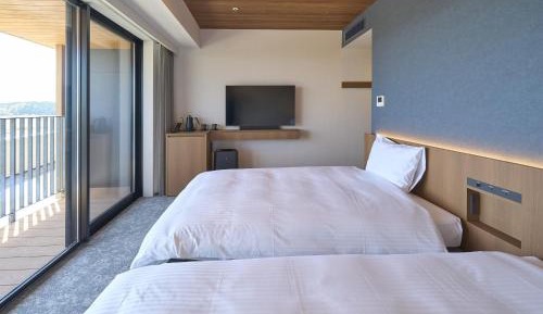 Twin Room with Balcony
