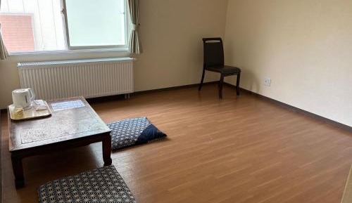 Economy Triple Room with Shared Bathroom