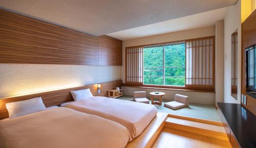 Japanese Modern Twin Room with Shared Bathroom - Non-Smoking
