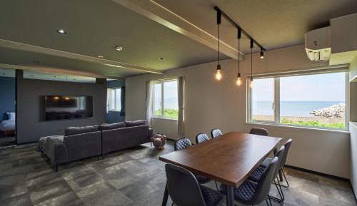 Family Room with Sea View