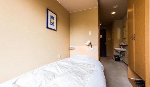 Economy Single Room - Shared Bathroom - Non-Smoking