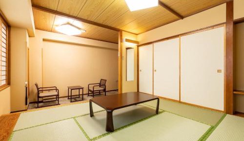 Economy Japanese-Style-Room 36 sqm - Indoor Bath - Non-Smoking