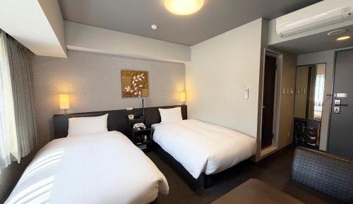 Twin Room - Non-Smoking