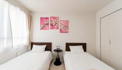 Twin Room with Bath