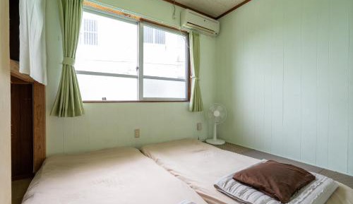 Japanese-Style Twin Room with Shared Bathroom