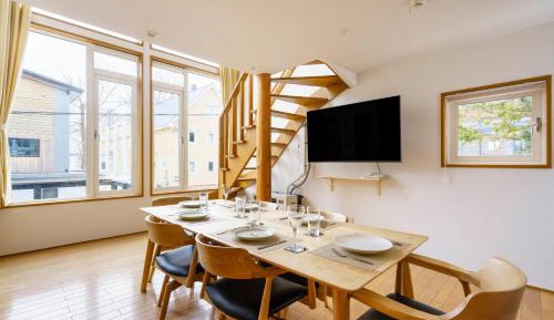 Chalet (5 Adults)