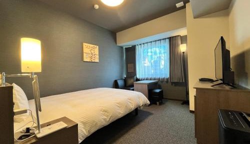 Breakfast Included - Single Room - Smoking - Heated Tobacco Only