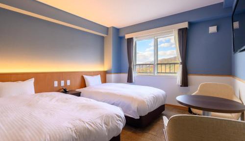 Twin Room with Mountain View