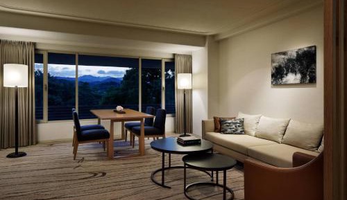 Executive Twin Suite - Club Floor 