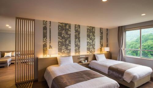 Premium Room with Tatami Area - Non-Smoking