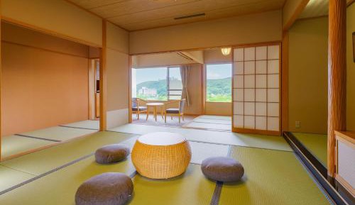 Standard Japanese-Style-Room holds 5 people - Indoor Bath - Non-Smoking