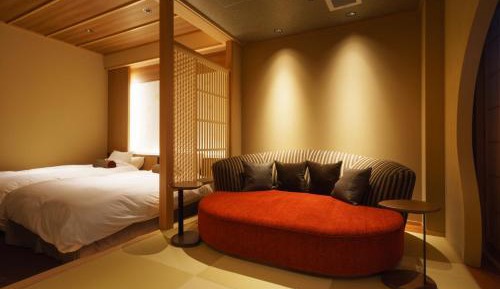 Twin Room with Shower