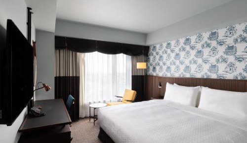 Standard King Room