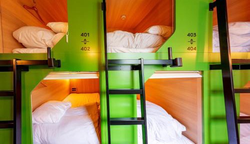 Bunk Bed in Mixed Dormitory Room